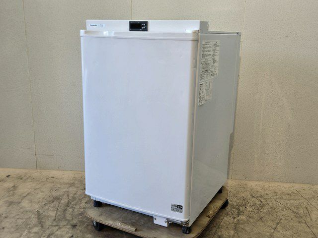 パナソニック 冷凍ストッカー SCR-T66D-A | 無限堂厨房ネットショップ