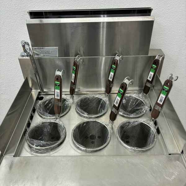 【岐阜市直接引き取り限定】タニコー　6口ゆで麺機　TGUS-60　2018年製 岐阜市直接引き取り限定】タニコー 6口ゆで麺機 TGUS-60 2018年