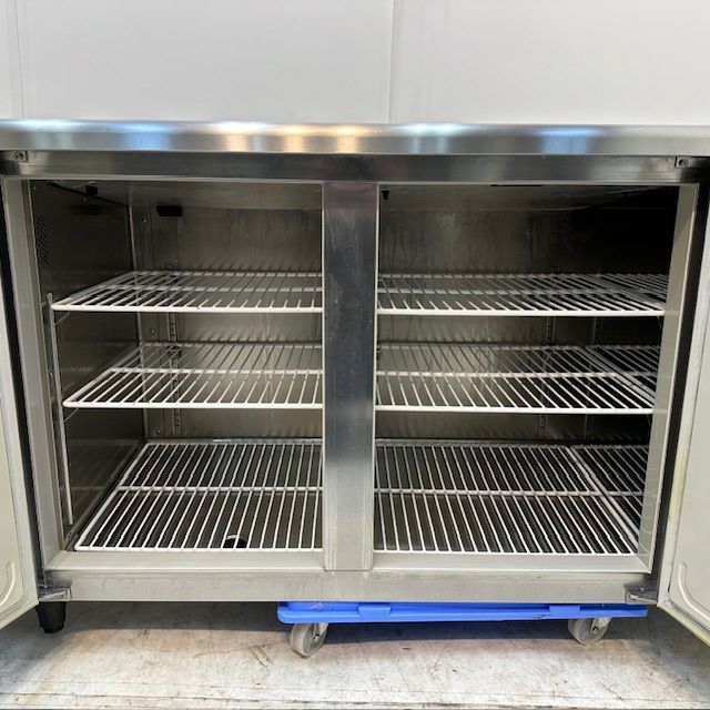 ホシザキ テーブル型恒温高湿庫 CT-180SNF-ML 2015年製 発送可能 ホシザキ テーブル型恒温高湿庫 CT-180SNF-ML 2015年製 発送可能 テーブル