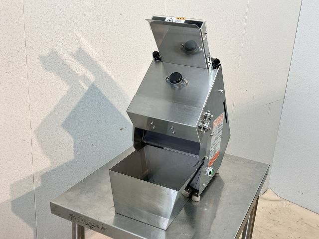 【中古美品・送料込み】クハラ精機 生パン粉製造機 PT-300 数ヶ月使用 ハクラ精機 生パン粉製造機 PT300 | 無限堂厨房ネットショップ