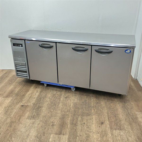 パナソニック業務用台下冷凍冷蔵庫SUR-K1871CSAコールドテーブル