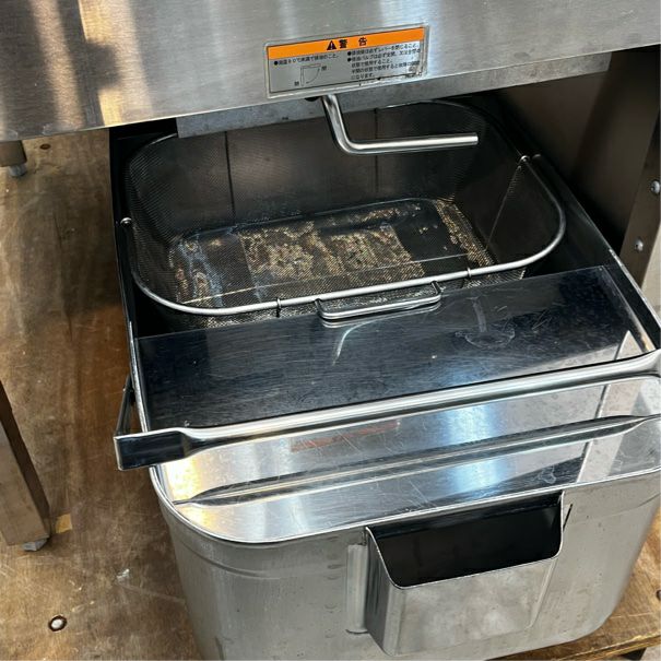 大阪配送無料 タニコー 業務用ガスフライヤー TGFL-B53C 清掃済み 大阪配送無料 タニコー 業務用ガスフライヤー TGFL-B53C 清掃済み 大阪