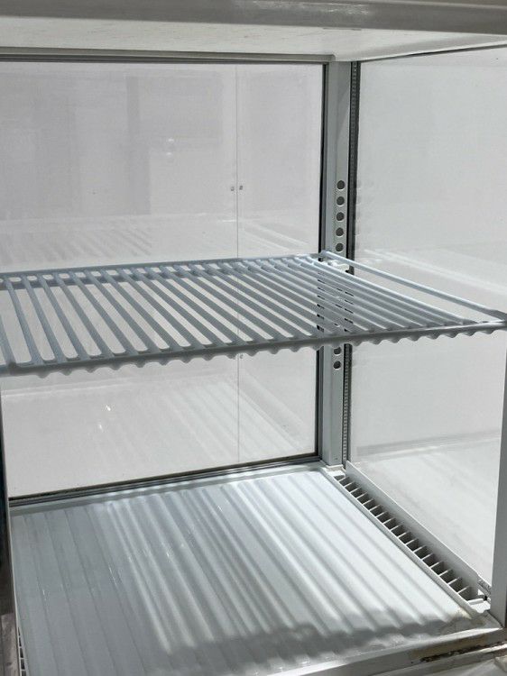 サンデン 卓上4面冷蔵ショーケース AG-54XE | 無限堂厨房ネットショップ