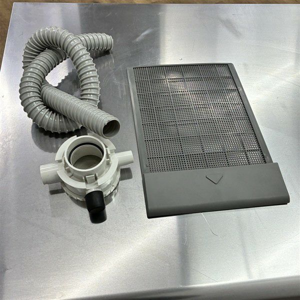 パナソニック 冷凍冷蔵コールドテーブル SUR-K1261CB | 無限堂厨房