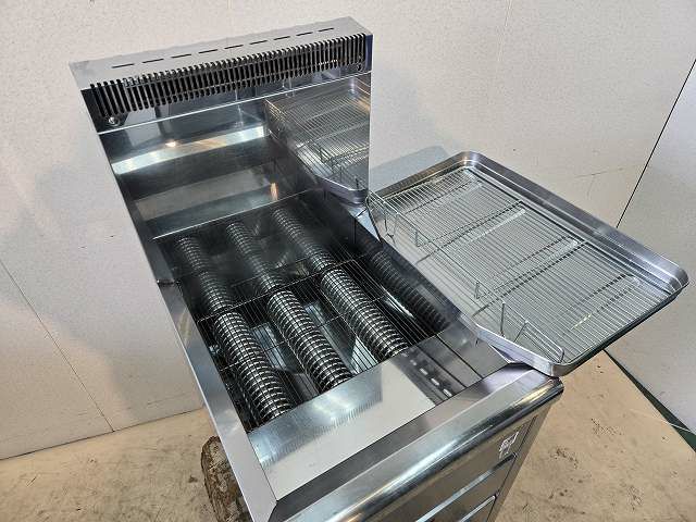 福岡配送無料　ガスフライヤー タニコー TGFL-45C LPガス　2019年製 タニコー ガスフライヤー TGFL-45C | 無限堂厨房ネットショップ