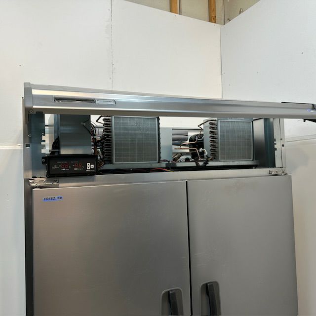 パナソニック 縦型冷凍冷蔵庫 SRR-K1261C2B | 無限堂厨房ネットショップ