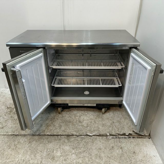 ダイワ 2016年製冷蔵コールドテーブル 4261CD-A （中古品） ダイワ 2016年製冷蔵コールドテーブル 4261CD-A （中古品） ダイワ