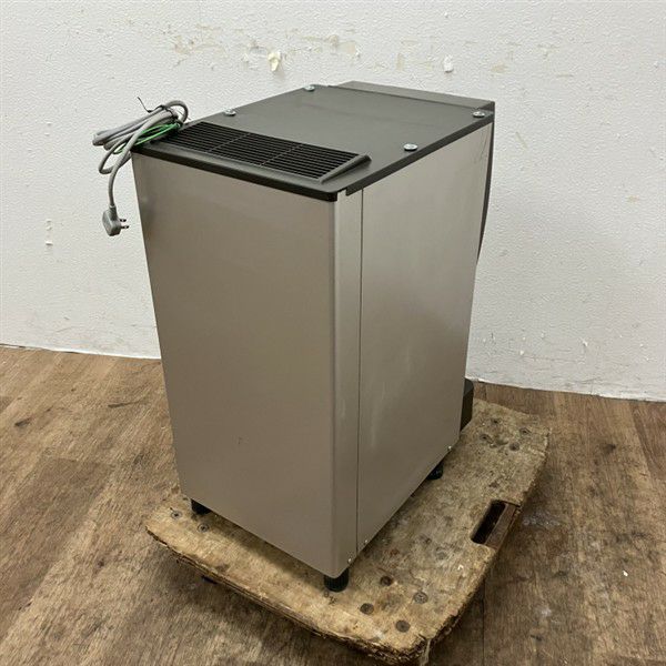 ホシザキ 70チップアイスディスペンサー DCM-70K | 無限堂厨房ネット