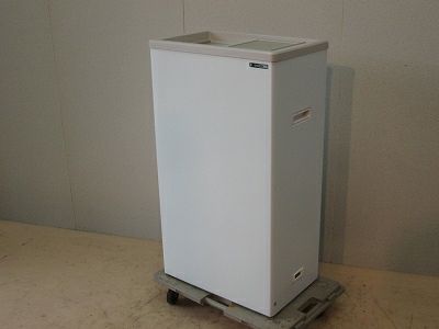 サンデン 冷凍ストッカー PF-057W | 無限堂厨房ネットショップ