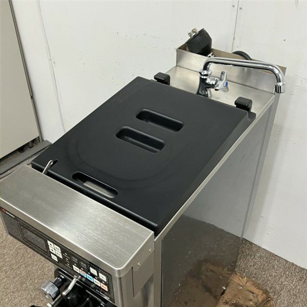 日世 卓上ソフトクリームフリーザー CI-9624AE | 無限堂厨房