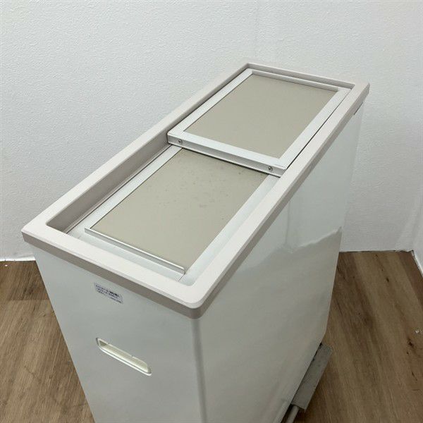 サンデン 冷凍ストッカー PF-070XF | 無限堂厨房ネットショップ