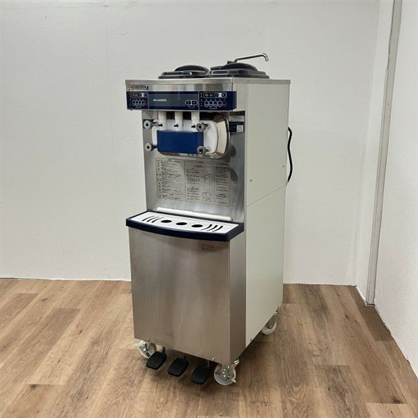 NISSEI FREEZER ソフトクリームサーバー NA-6448WE 日世 自動殺菌ソフトサーバー NA－6448WE - 無限堂東京店