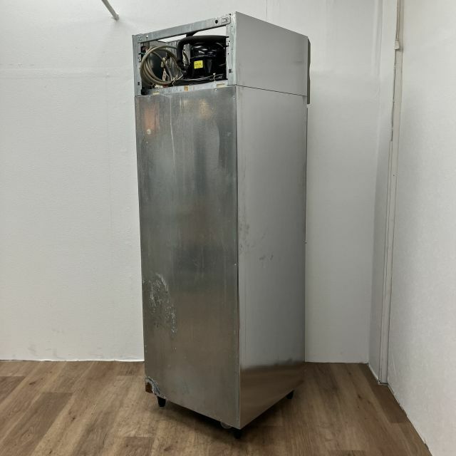 6324 HOSHIZAKI 業務用冷凍庫 HF-63Z3 三相 ホシザキ 縦型 HF-63Z3 業務用冷凍庫 省エネZシリーズ(2扉) 1台 ホシザキ