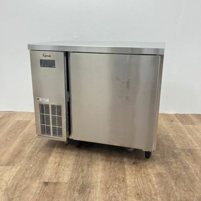 fujimak コールドテーブル　冷蔵 テーブル型冷凍冷蔵庫（コールドテーブル）｜デザイン性と省エネ