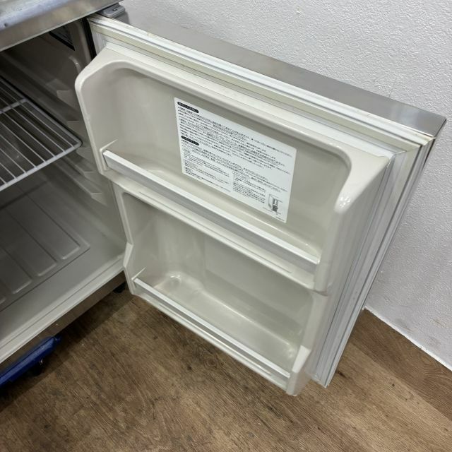 2012年 ホシザキテーブル形冷蔵庫 ① ホシザキテーブル形冷蔵庫 RTー180SNC